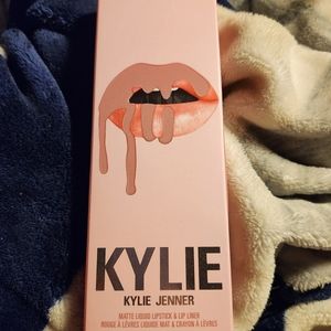 Kylie lip kit